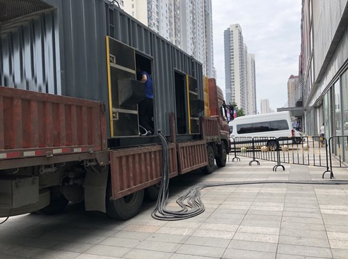 托克托冷却液不足的情况下如何检查柴油发电机组？